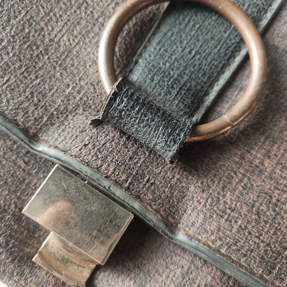 zingpin sling bag - Picture 14 of 14